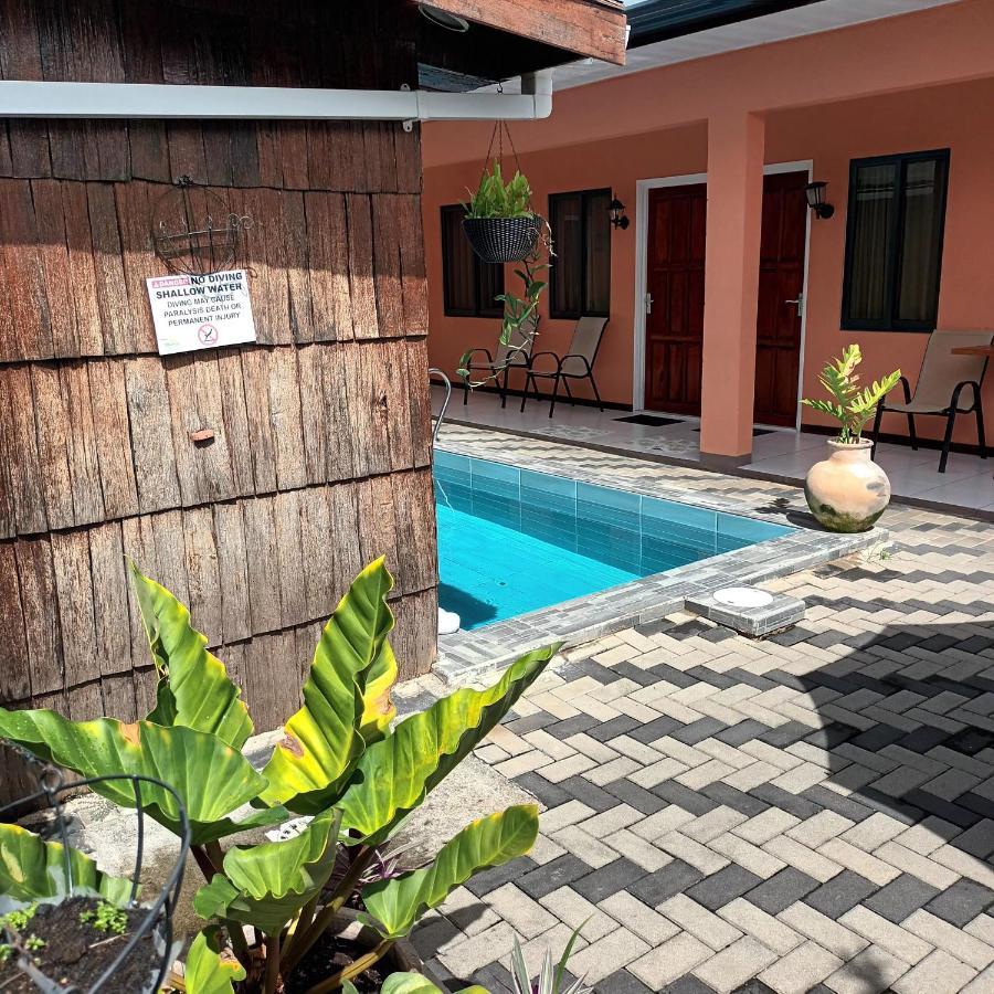 Appartement Max Garden And Pool à Paramaribo Extérieur photo