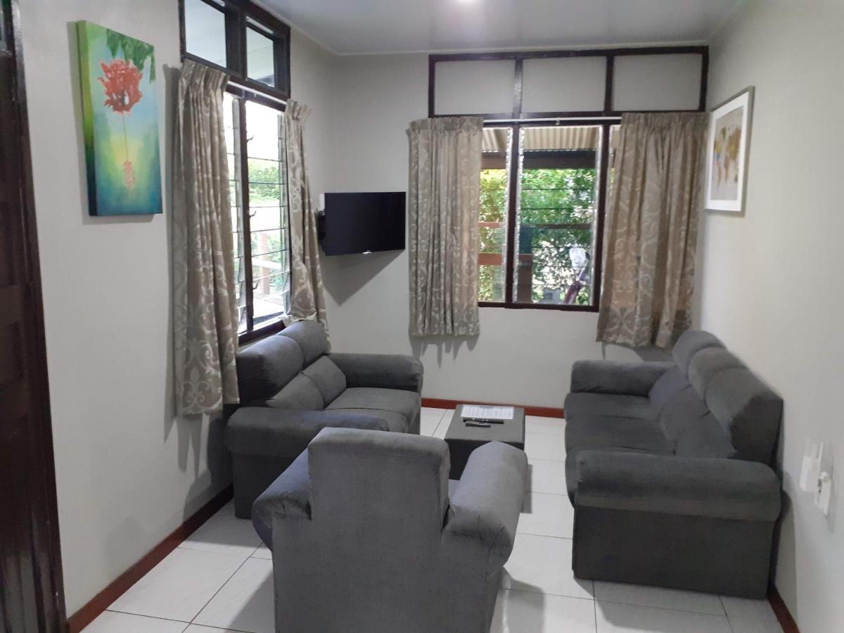 Appartement Max Garden And Pool à Paramaribo Extérieur photo